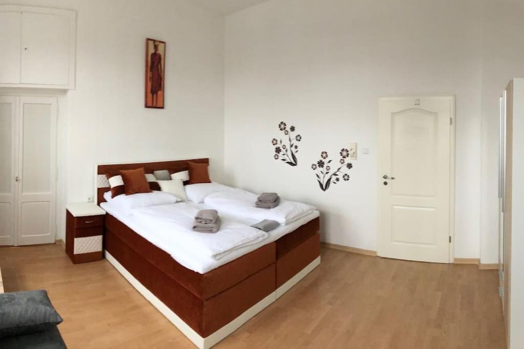 Apartmenthaus Am Bahnhof Detmold Ngoại thất bức ảnh